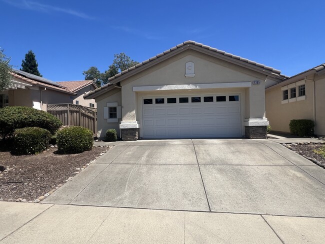 Photo - 1205 Shadow Glen Ln