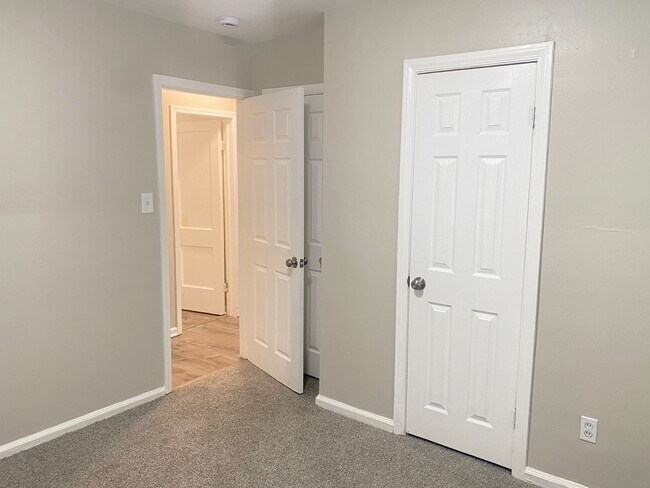 Photo - 17678 Lincoln Ave