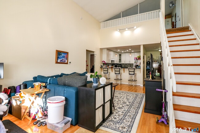 Photo - 18 Amsterdam Ave Unit 3A