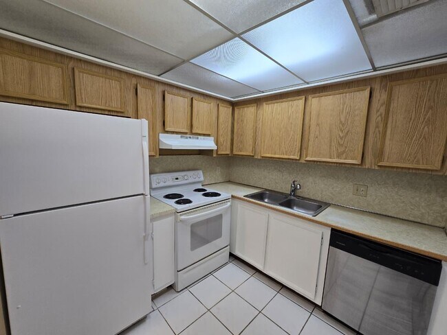 Photo - 737 SE 1st Way Unit 208