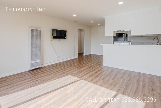 Photo - 456 S Breed St Unidad 205