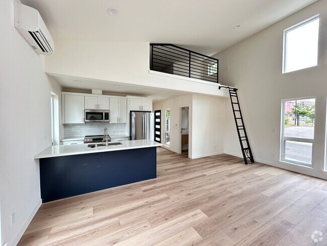 Building Photo - 8024 Unit 7933 Rental
