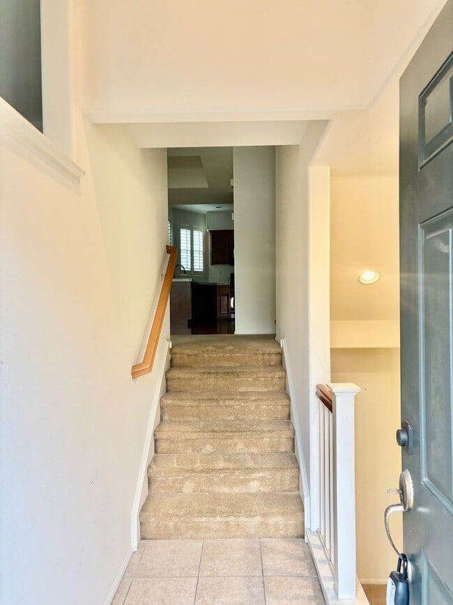 Photo - 1965 Oakwood Way