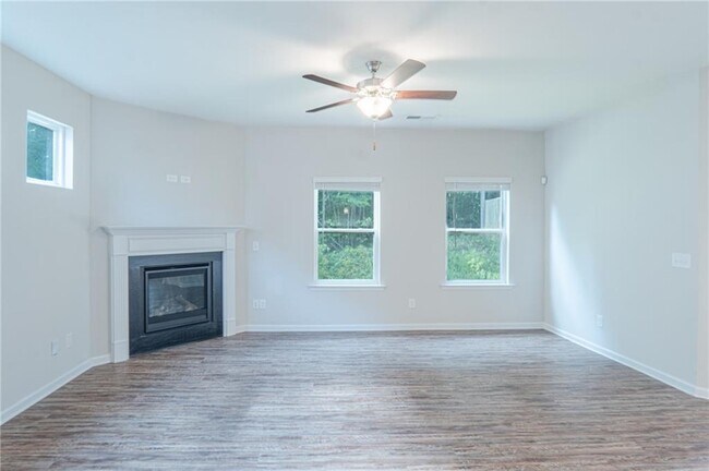 1302 Endicott Ct