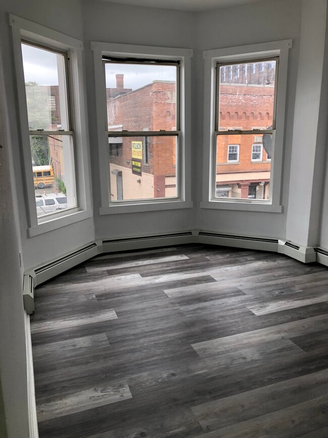 Photo - 217 College Blvd Unit 3 Bedroom Apartment