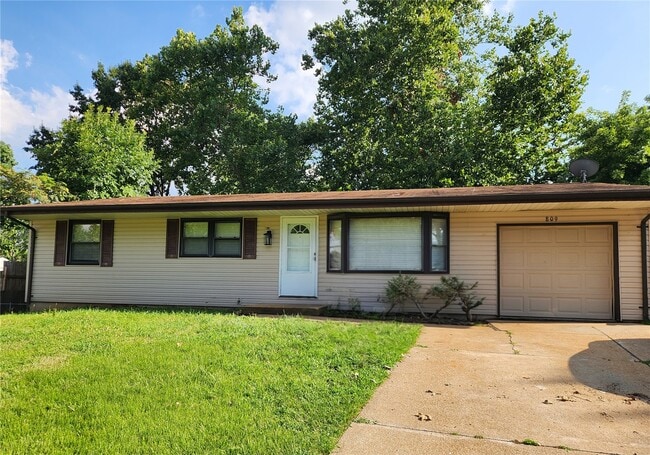 Building Photo - 809 Bordeaux Ct