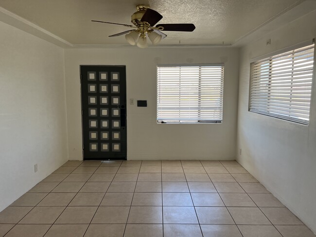 Photo - 223 E 2nd St