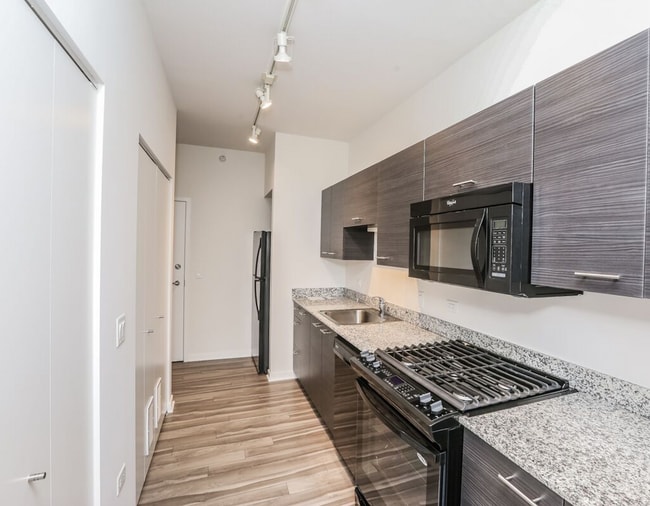 Photo - 737 N La Salle Dr Unit 2501
