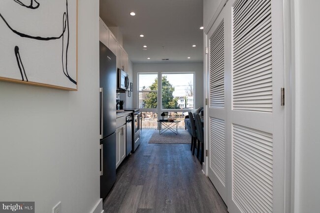 Photo - 818 Bladensburg Rd NE Unit 207, 208, 307, 308