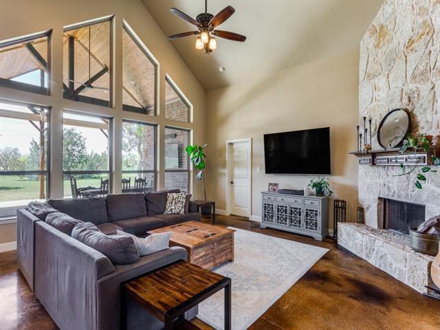 Photo - 146 Fawna Dr