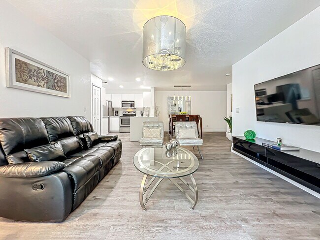Seurat Street, Orlando, FL 32819 - 4 BR 2 BA condo