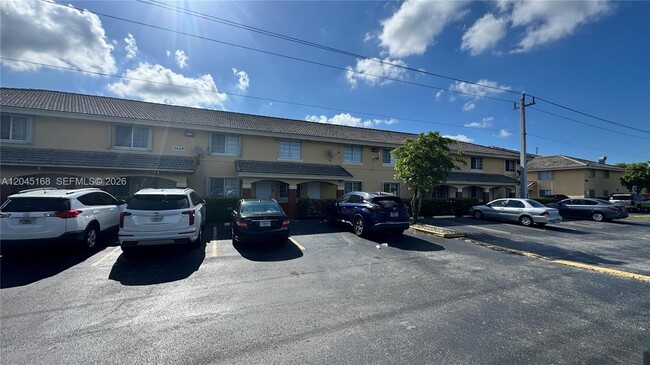 Building Photo - 7439 W 22nd Ave Unit 103