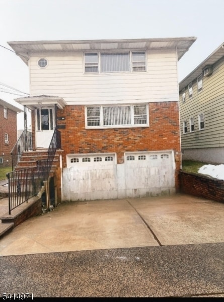 Photo - 318 Kennedy Dr