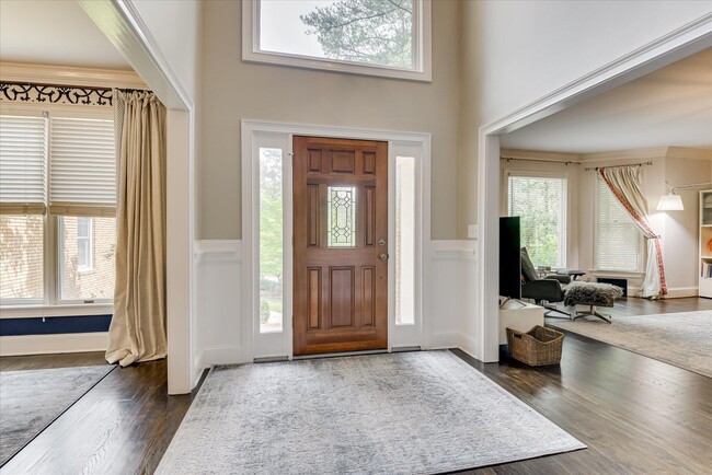 126 Dewberry Ln