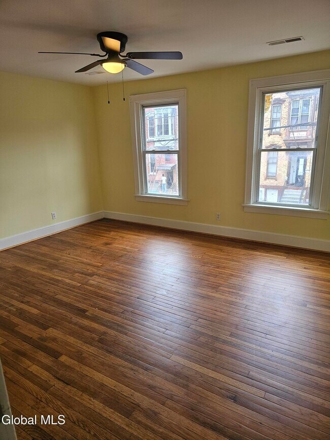 Photo - 47 Lexington Ave