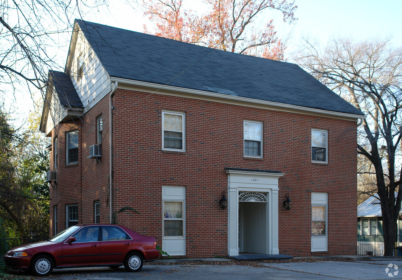 Photo - 1207 Watts St Apartments