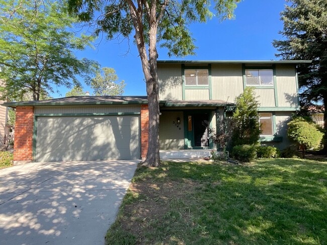 4 Bedroom Home Available Near E Cheyenne M... - 4 Bedroom Home Available Near E Cheyenne M...