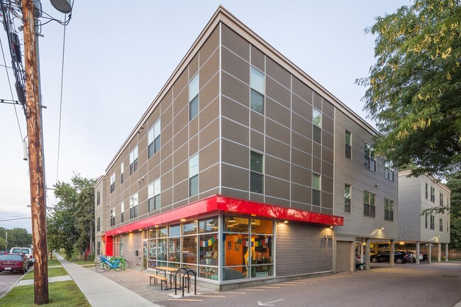 Building Photo - Maiden Lane Rental