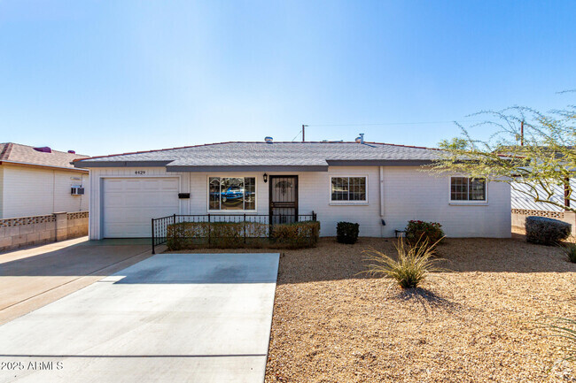 Building Photo - 4429 E Glenrosa Ave Rental