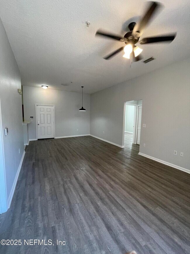 Photo - 6057 Maggies Cir Unidad 101