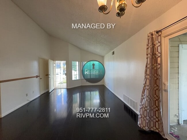 Photo - Spacious 2-Bedroom Home in Desirable Riverside Cul-de-Sac Near UCR!