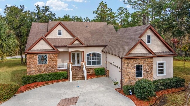 Building Photo - 1706 SW 27th St