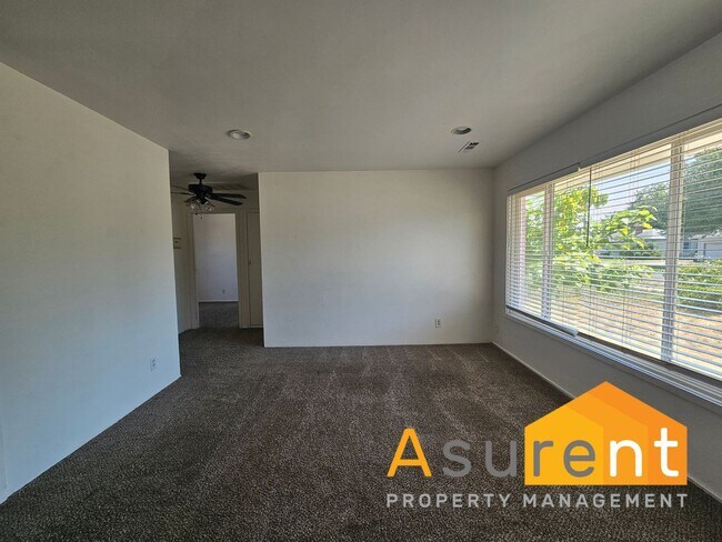 924-926 Mt Pitt Ave.