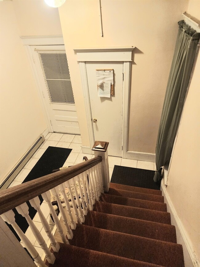 Photo - 122 Jewett Ave Unit 2