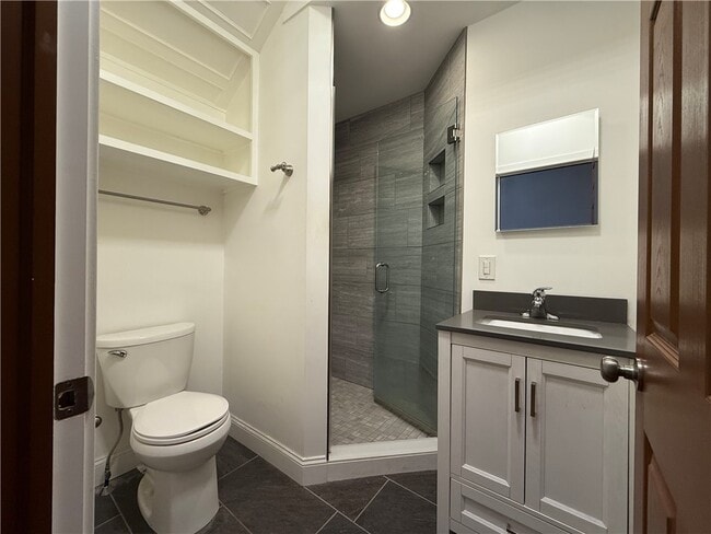 Building Photo - 1036 Monroe Ave