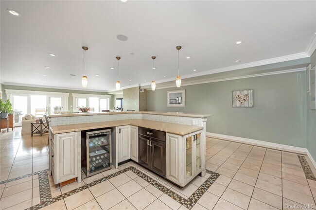 Photo - 1051 Oceanfront