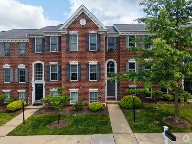 Building Photo - 423 Marshall Heights Dr Rental