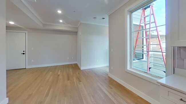 Photo - 104 Warren St Townhome