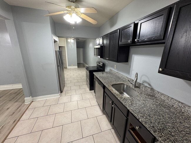 Photo - 3008-3010 Henrietta Street Unit 3010-1F