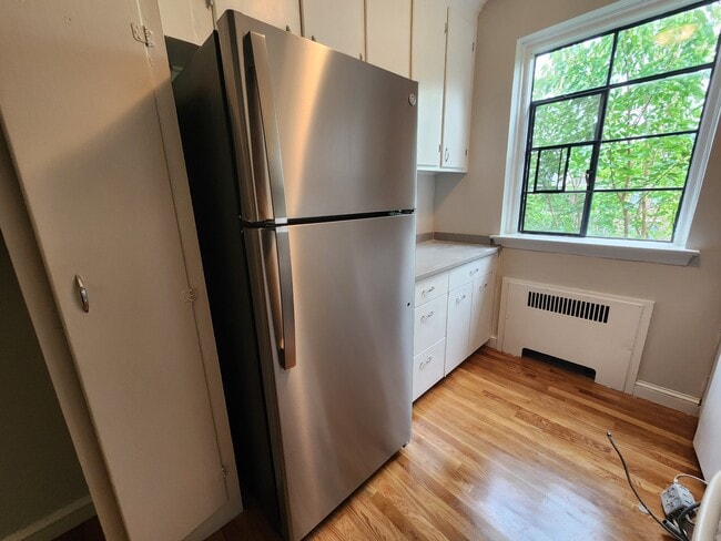 Photo - 105 Longwood Ave