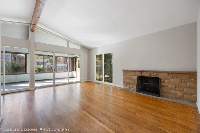 Photo - 59 Elmwood Dr