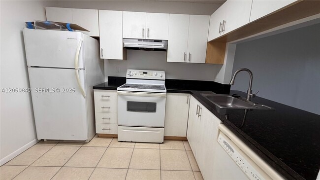 Building Photo - 753 NW 103rd Terrace Unit 202