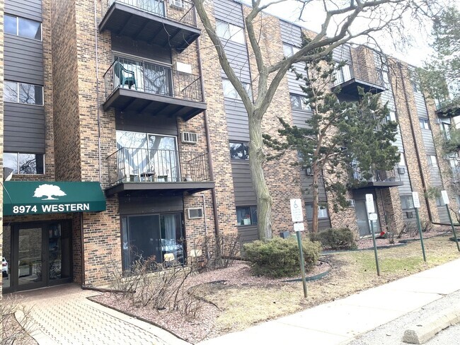 Building Photo - 8974 N Western Ave Unit 309 Rental