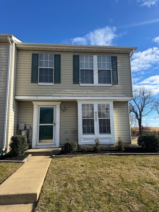 Building Photo - 962 Gainsborough Ct