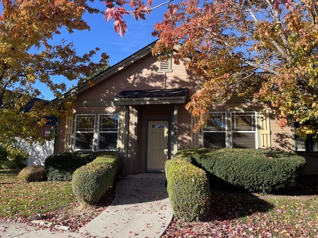 Photo - 447 N Baxter Way