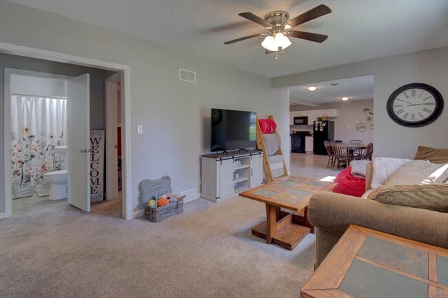 Photo - 3 bed home