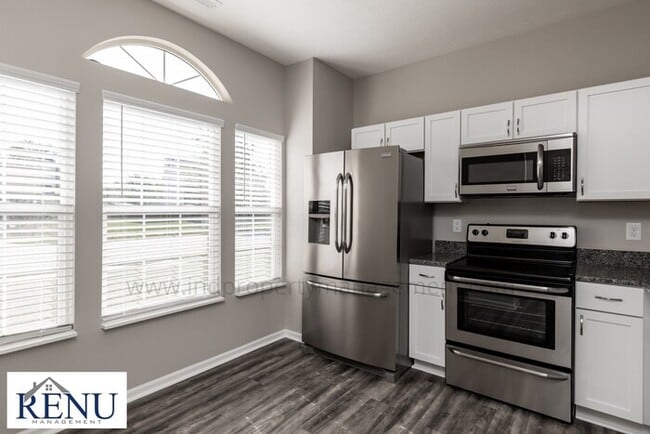 Photo - 2710 Lucas Dr