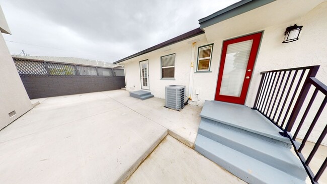 Photo - Large 3 bed 2 bath on 62nd! (Lease out, pending signatures. Check back in a few days!)