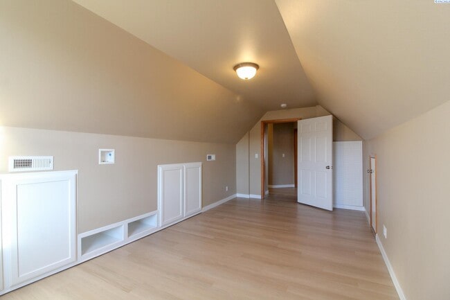 Photo - 4 Bed/2.5 Bath House in Richland