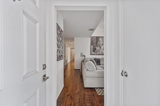 Photo - 1201 Bering Dr