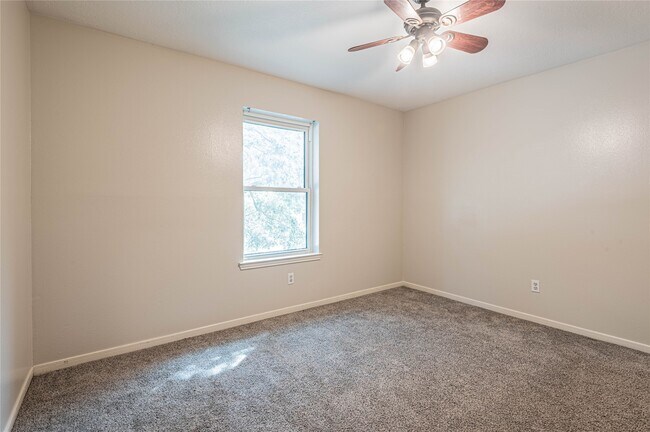 Photo - 22522 Heather Way Ct