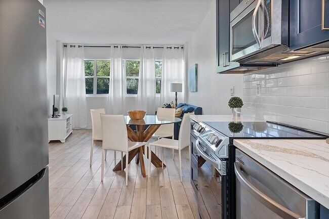 Photo - 3250 NE 28th St Unidad 105