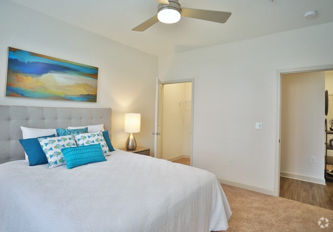2BR, 2BA