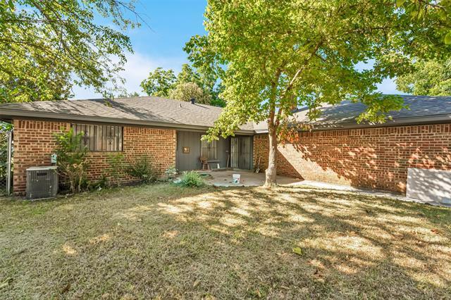 Photo - 7027 Hunnicut Rd