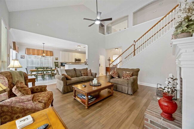 Photo - 13611 Delacey Ln