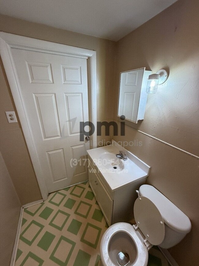 1309 Pearl St